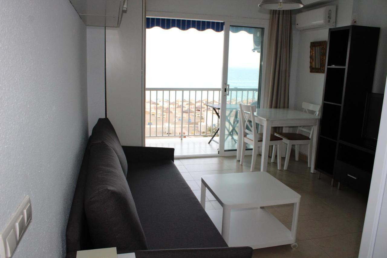 Frente Al Mar Apartment Фуeнхирола Екстериор снимка