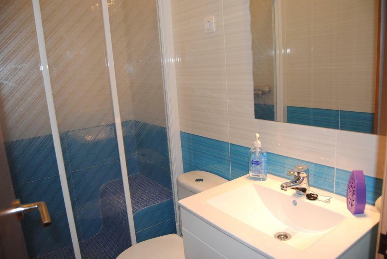 Frente Al Mar Apartment Фуeнхирола Екстериор снимка